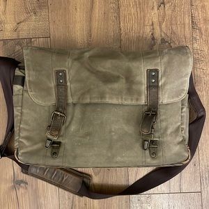 ONA Messenger camera bag